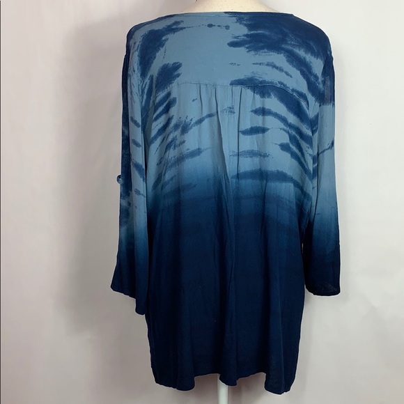 Avenue long sleeve ombre /tie dye open sleeve top - Picture 3 of 7